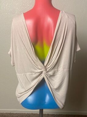 Chic Oatmeal Draped Knot Back Short Sleeve Slouchy Tee